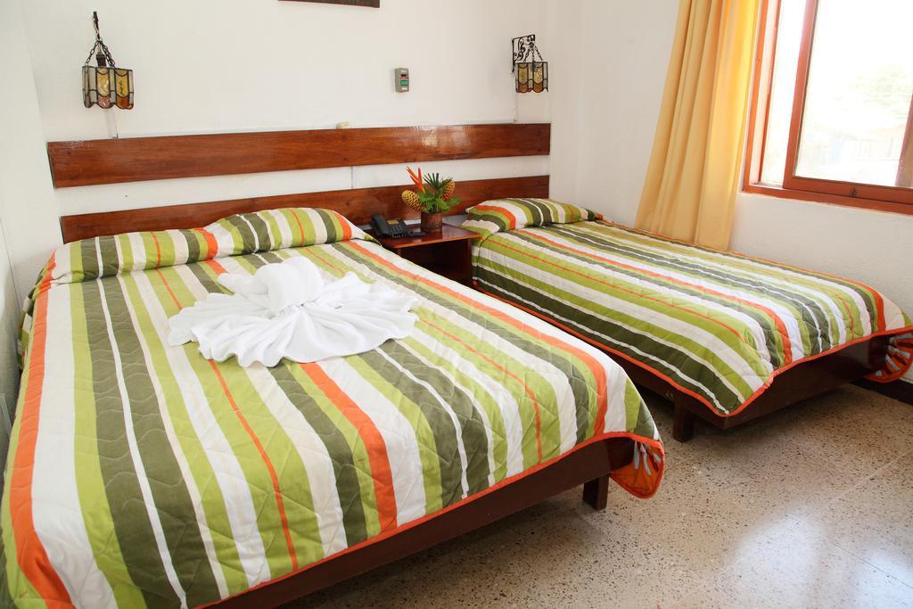 Hotel Puerto Ballesta Tonsupa Eksteriør billede